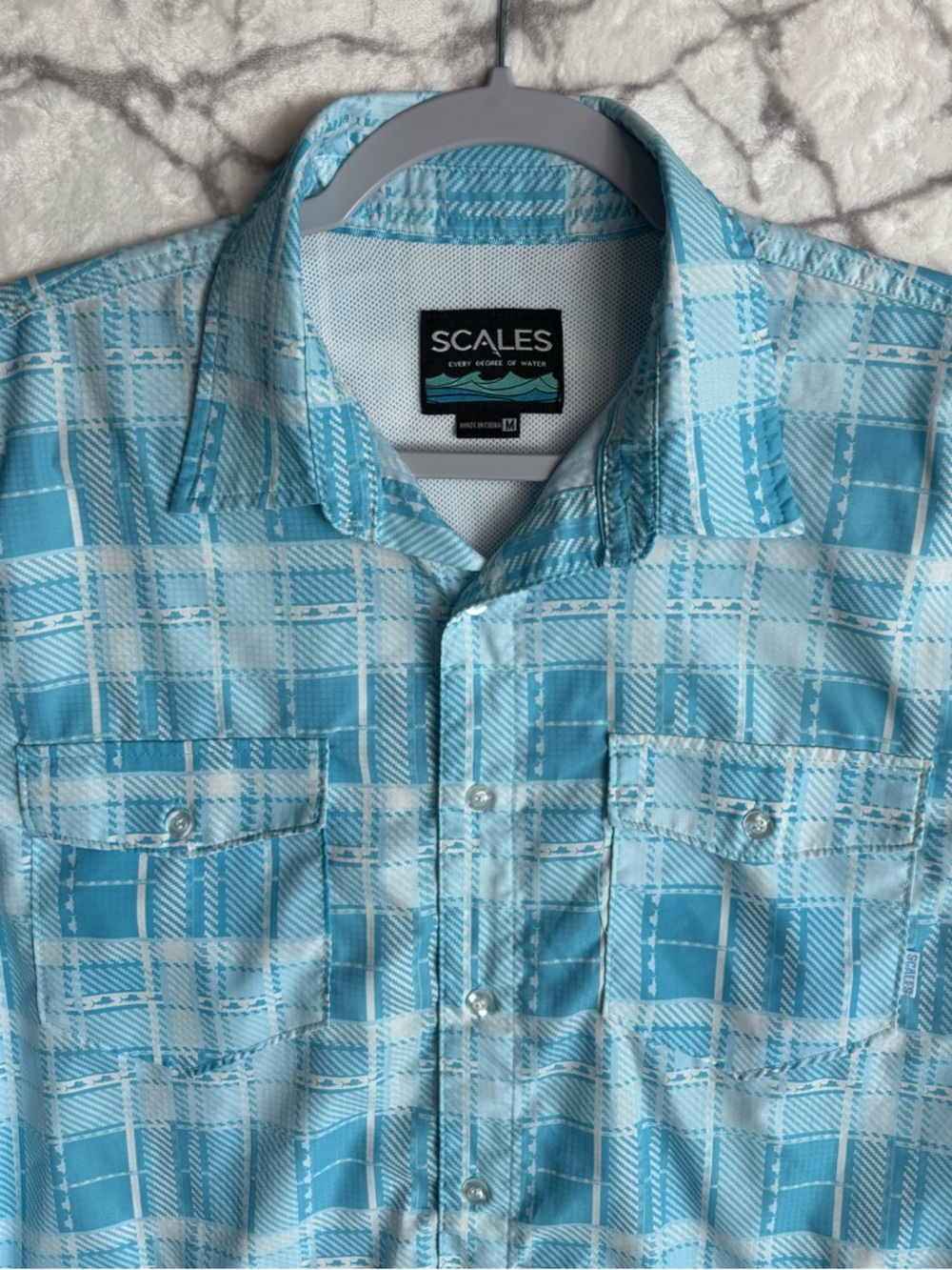 SCALES Fishing Shirt Long Sleeved Men’s M Blue Plaid Breathable Mesh Vented Back